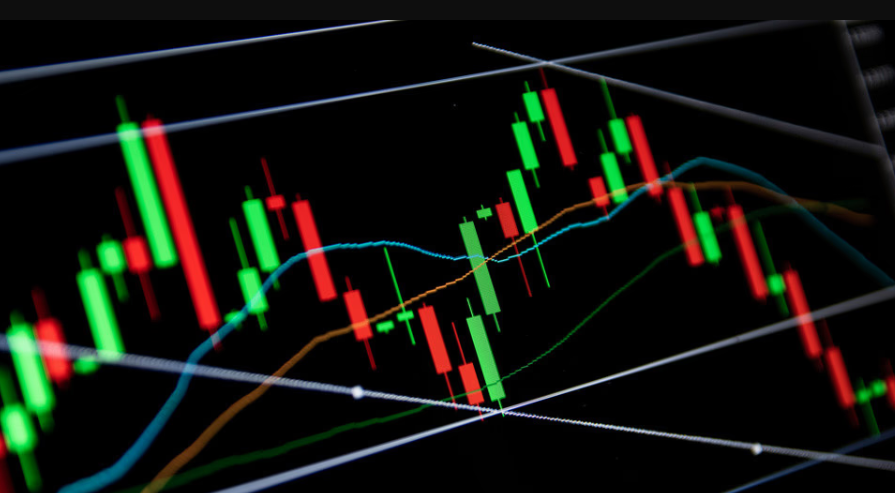 Understanding Candlestick Patterns on the Solana Chart